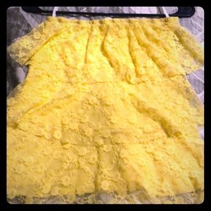 Tube top, yellow with ruffles